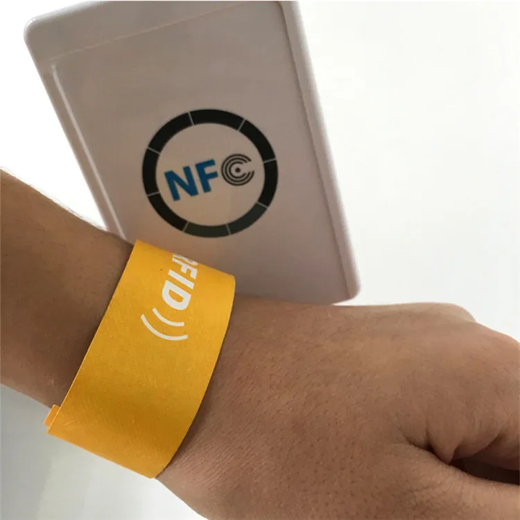 Cheapest One-time Use Waterproof bracelet N-tag216 888bytes Custom NFC disposable Wristbands