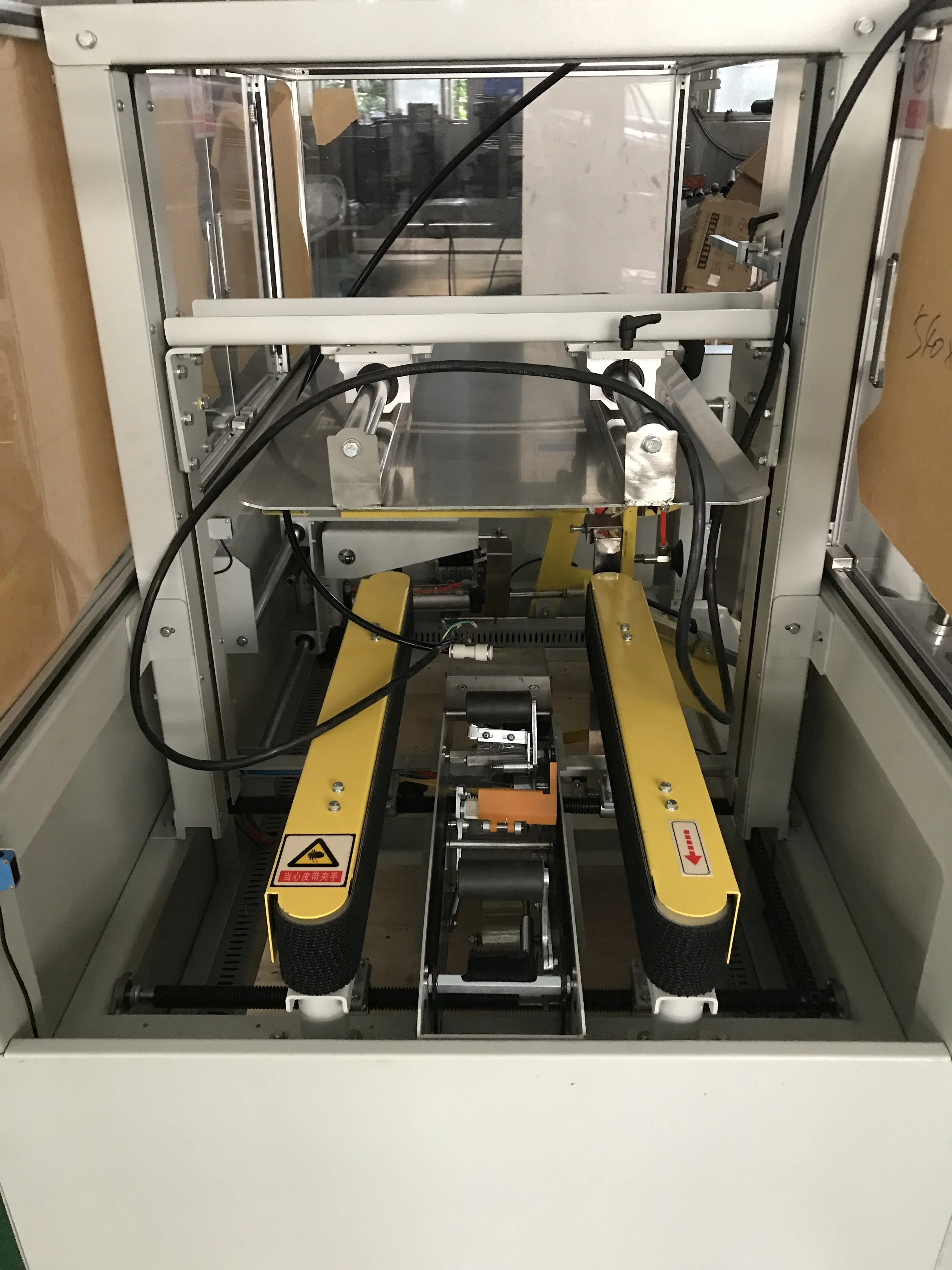 
Carton box Forming and bottom sealing open machine 