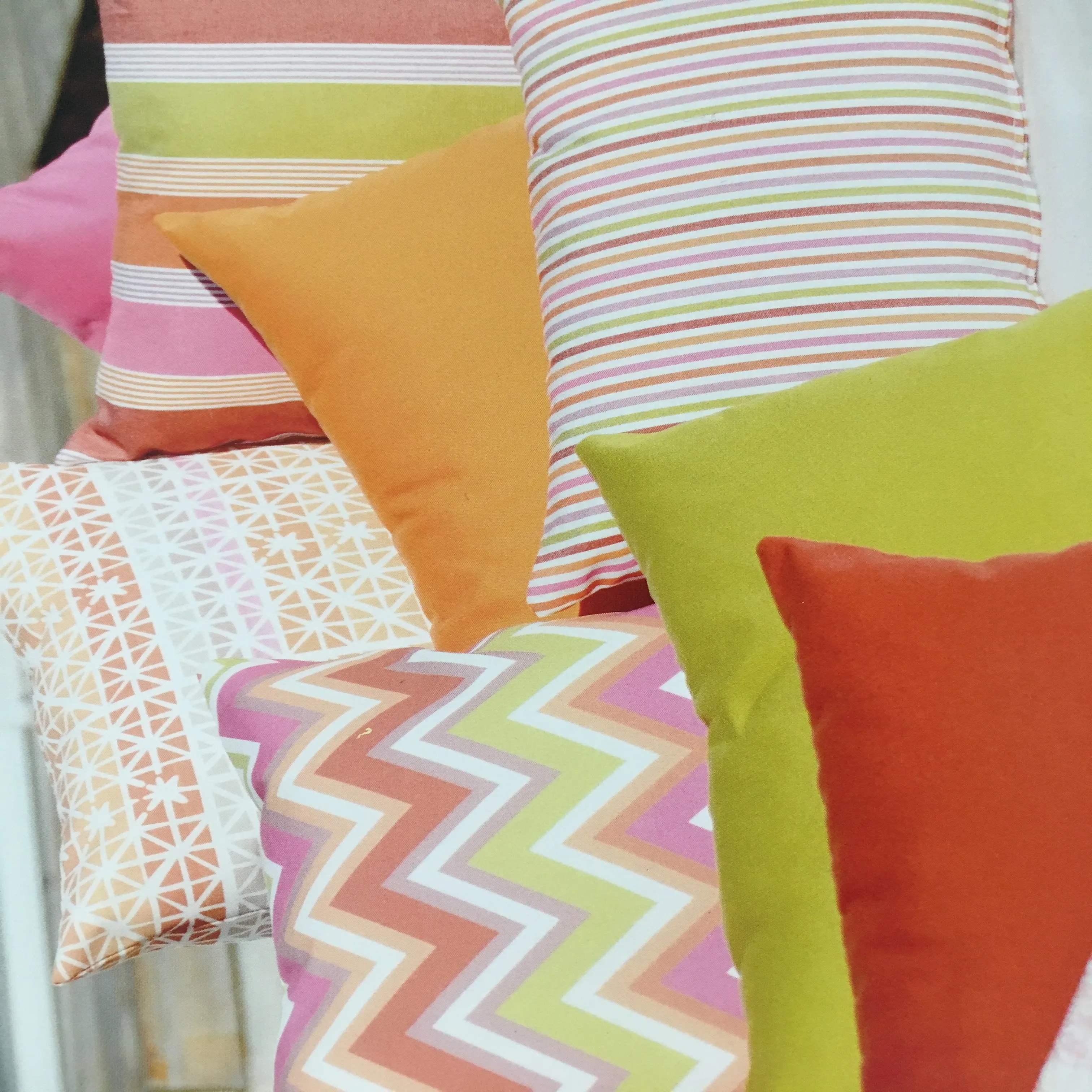 Уличная ткань сиденья 100 раствор окрашенный акриловый простой Водонепроницаемый пляж Gsm стиль узорчатый тент особенность Weig материал пряжи