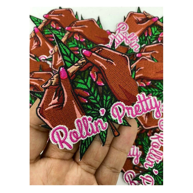 
Фабричный индивидуальный дизайн, красивые вышитые нашивки Rollins с клейкой основой на заказ 