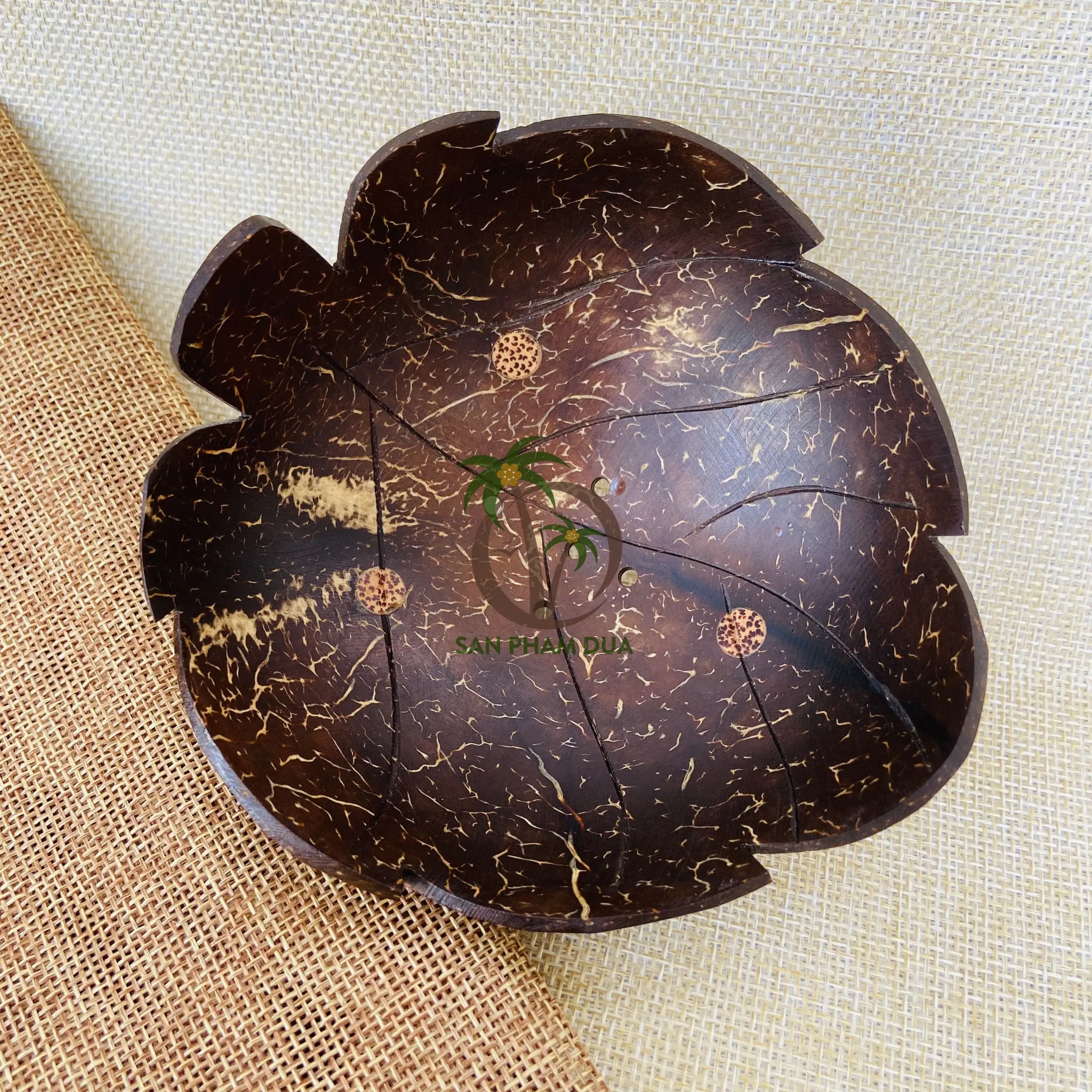 COCONUT HANDI PRODUCT COCONUT SHELL BOWL/COCONUT SHELL SOAP TRAY/COCONUT WOOD SOAP HOLDER WOODEN COCONUT SOAP DISH BAMBOO BOWLS