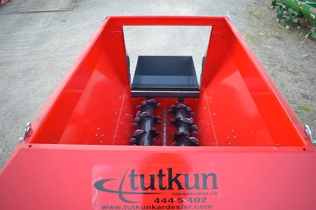 TMR Horizontal feed Mixer