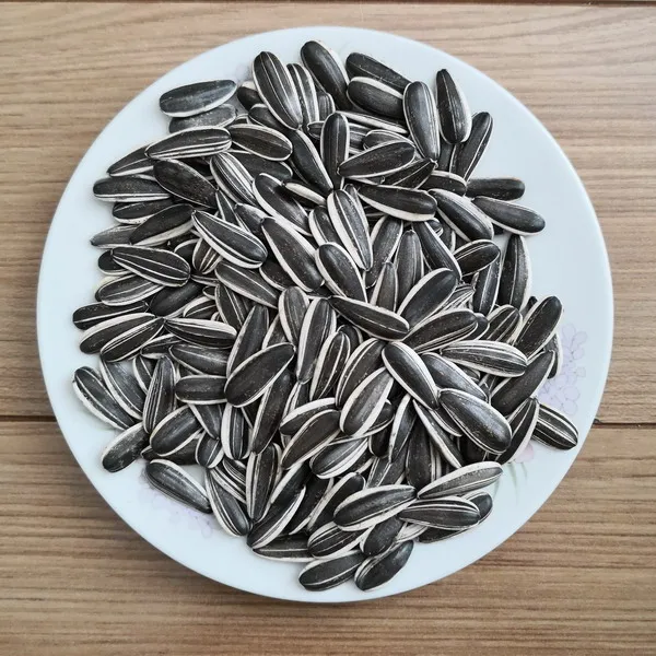  Certified Sunflower Seed Kernels Bakery Grade In