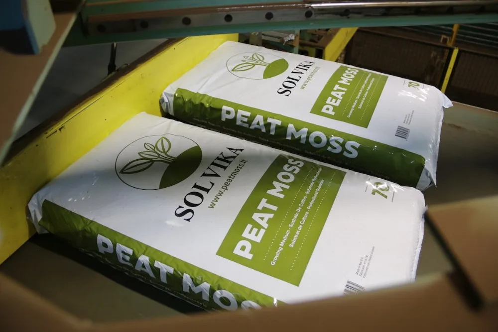 www.peatmoss.lt Natural peat moss