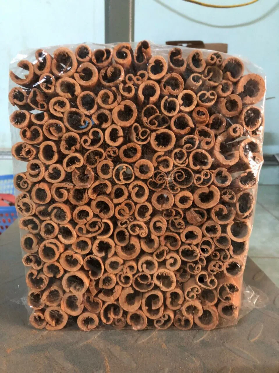 Cigarette Cinnamon Vietnam 2021 cassia stick