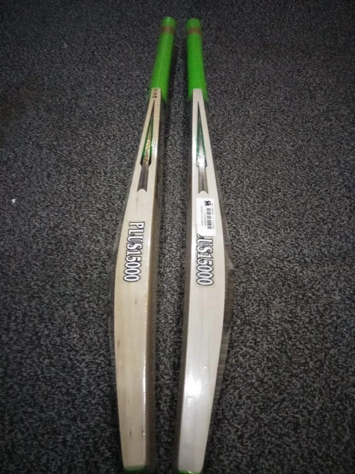 
CA PLUS PLUS 15000 ENGLISH WILLOW CRICKET BAT NEW STICKER 