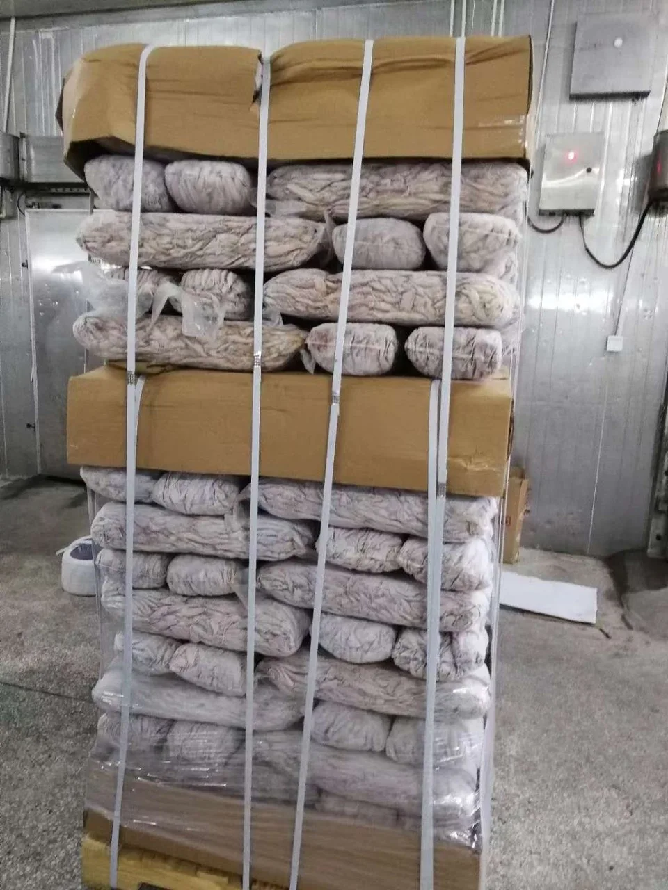 Best Selling Cleaned Skinless Pacific IQF Sea Frozen Cooked Yellowfin Tuna Loin with 18 Months Shelf Life