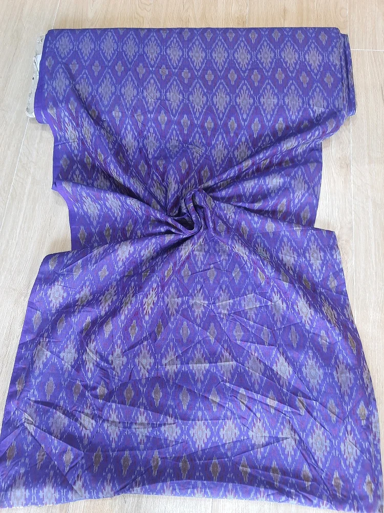 Luxurious Hand Woven Silk Fabric For Industry Use Garments, Home Textiles & Accessories, Colorful Silk Ikat Fabric For Clothing