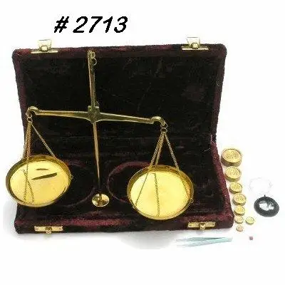 Decorative Brass Balance scale with velvet box Handmade Home Decor Balance Control Scale For Children