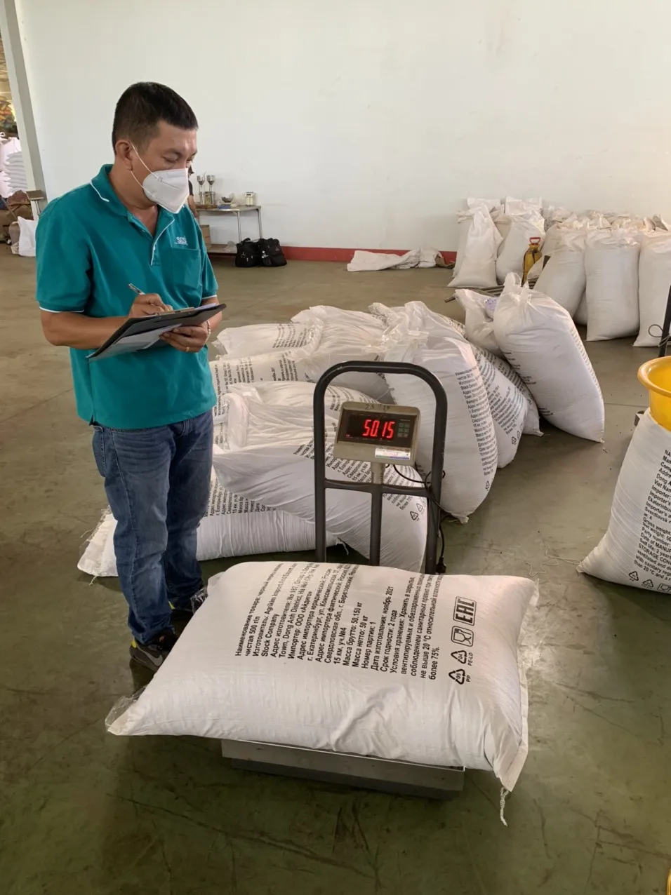 Hot Spices White and BLACK PEPPER 550 gl MC - 5MM Black pepper Vietnamese Origin for producing Seasonings WS +84 326055616