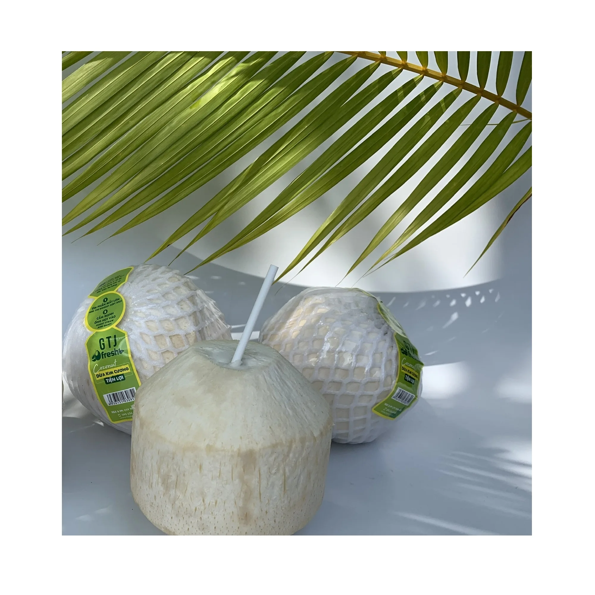 Полуочищенный кокосовый орех из целлюлозы и скорлупы, удобная Бриллиантовая форма, свежий кокос из Вьетнама