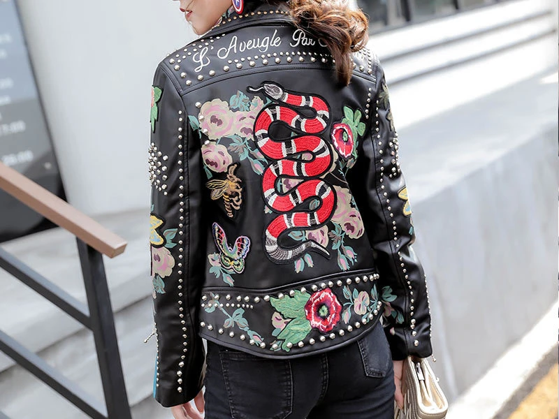 Новинка женская кожаная куртка с шипами черные куртки в стиле рок Байкерская голливудском