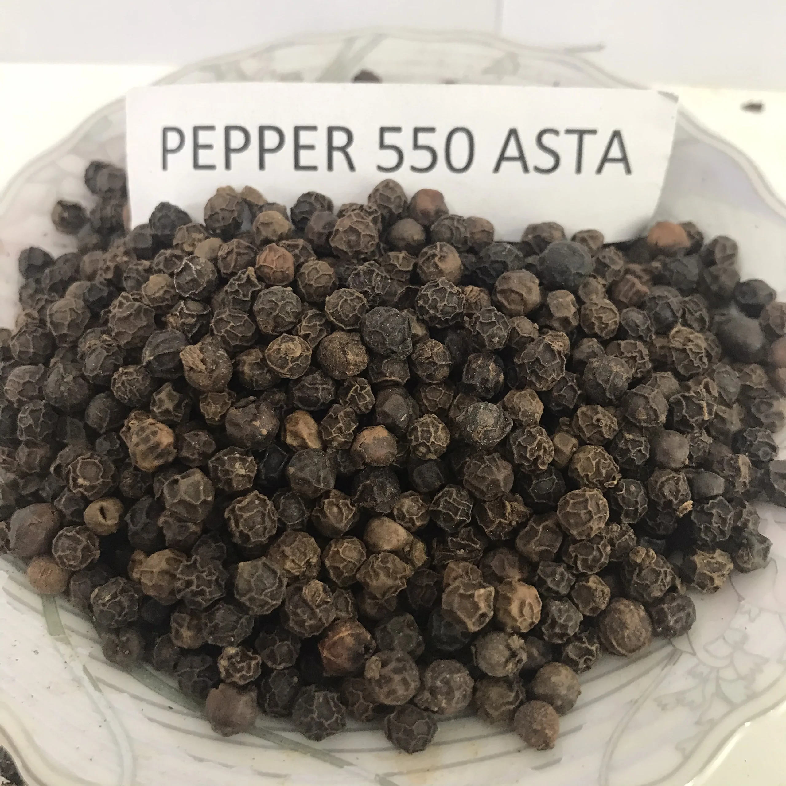 Vietnam Black pepper 550 ASTA Factory Direct Top Selling Pure Premium Quality Dried Black Pepper