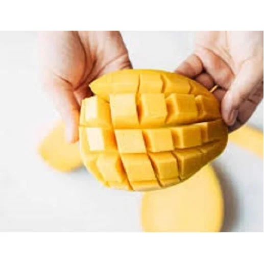 The Best Selling High Quality Fresh Sweet Cat Chu 12 Degree Up Mango Chunk From Vietnam 2021