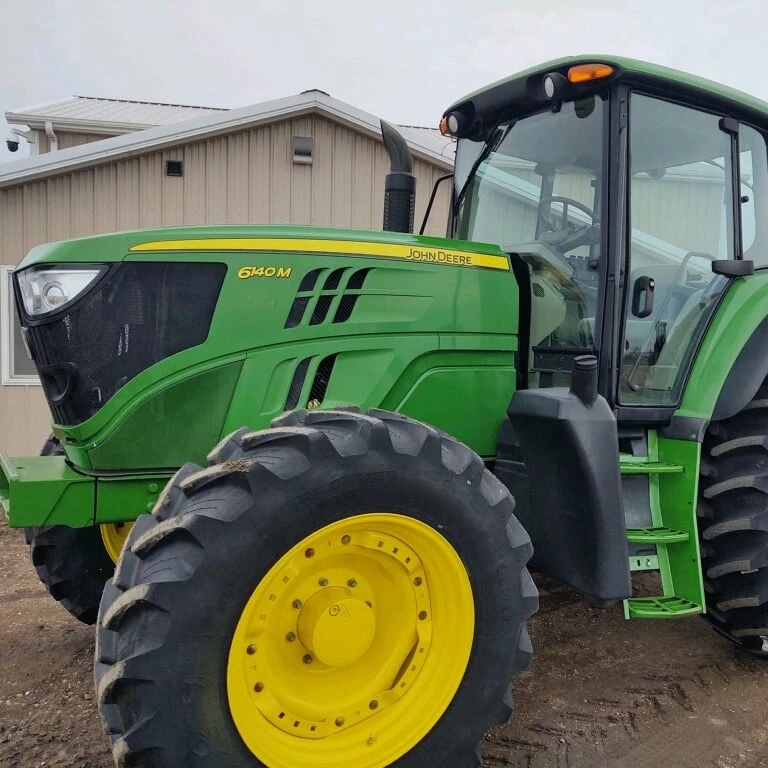 John Deer трактор Deere 4x4 колесный привод б/у