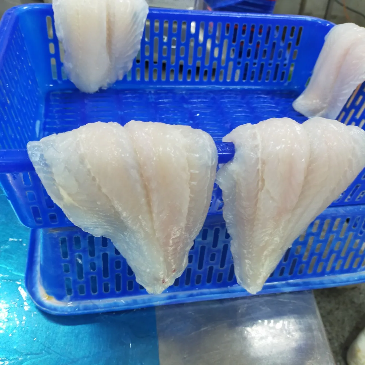 Made in Vietnam Fresh Seafood Vannamei Shrimp HOSO at Good Price Frozen shrimp vannamei Best price