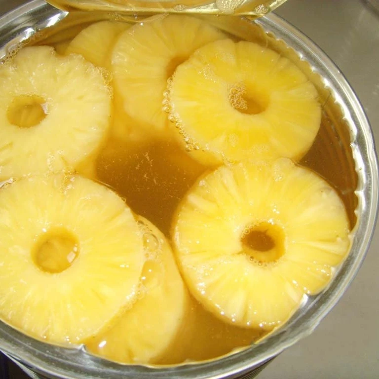 Фирменная торговая марка стандарт ISO HACCP вьетнамские консервированные фрукты премиум-класса OEM Королевский ананас консервированный герметик в легком сиропе 580 мл