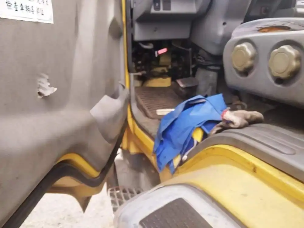 USED COMPLETE TRUCK MITSU-BISHI FU-SO FM657