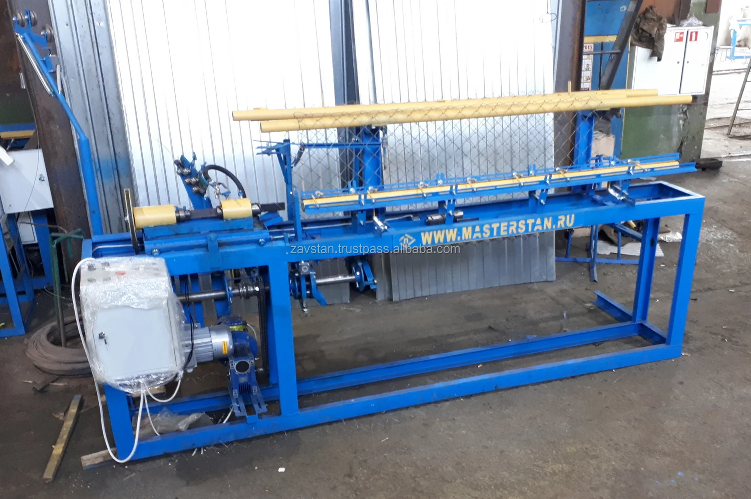 Automatic chain link mesh production machine from manufacturer, wholesale prices fence mesh making machines