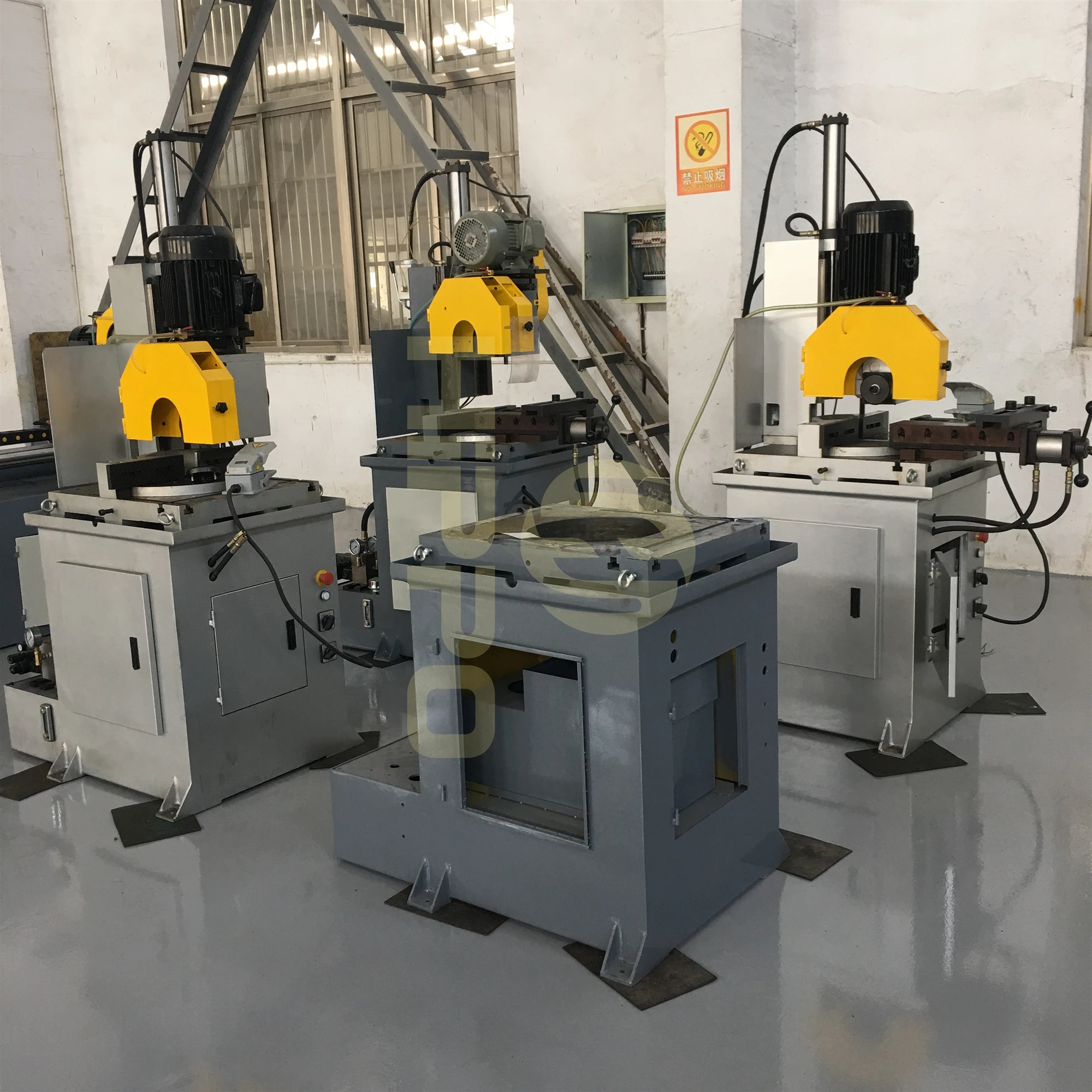 
Hydraulic semi-Automatic Metal Steel Pipe Cutting Machine 