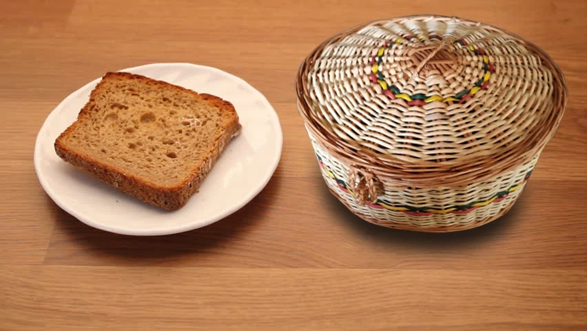 
Eco Friendly Round Bamboo Rattan Wicker Bread Basket with Lid Storage Box Spice Container Dining Restaurant Home Multipurpose 