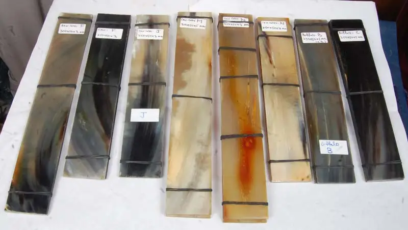 Высококачественная цветная Роговая пластина для рукоятки ножа с белыми полосками оптических Рам бесплатный образец Индивидуальный размер и логотип