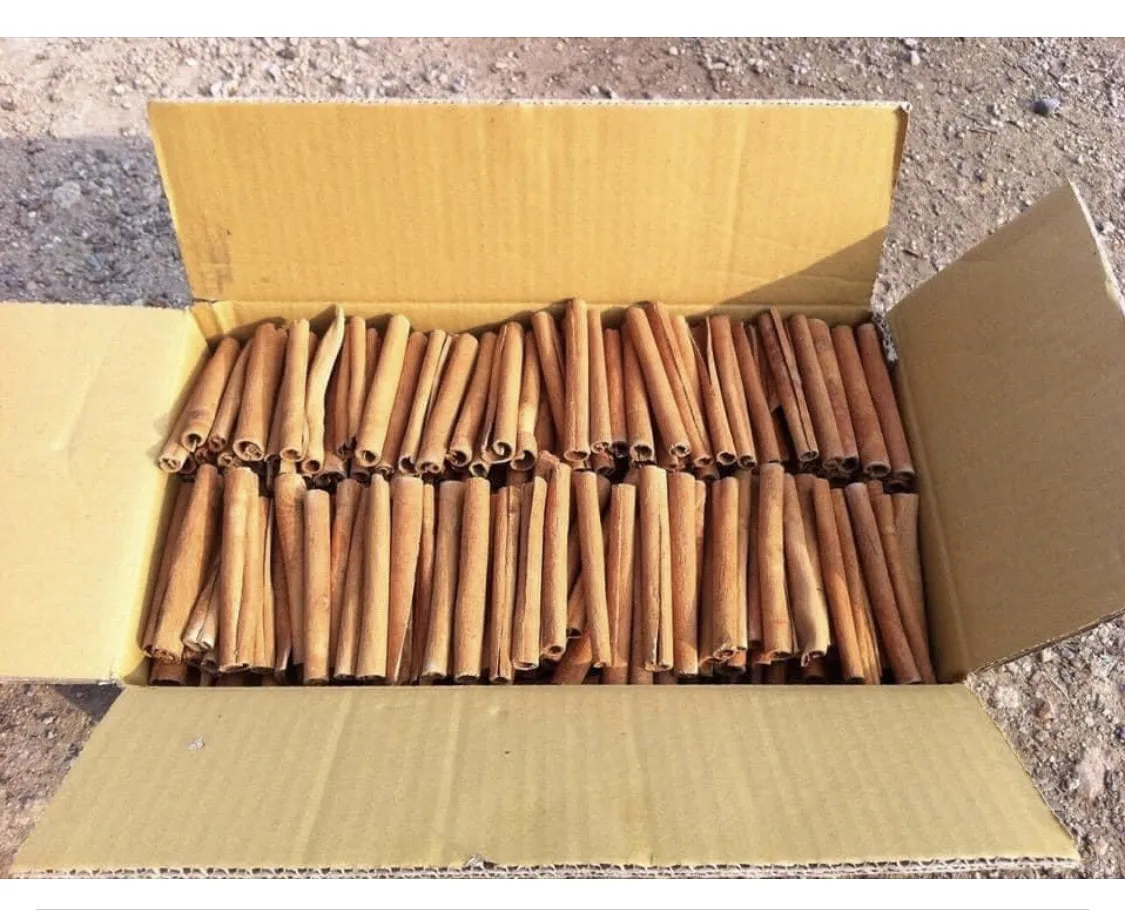 Best Quality Cinnamon Price  Cassia Spicy AD Single Herbs & Spices Raw + Dried Stick Natural Yellow,natural Yellow 13.5% Max
