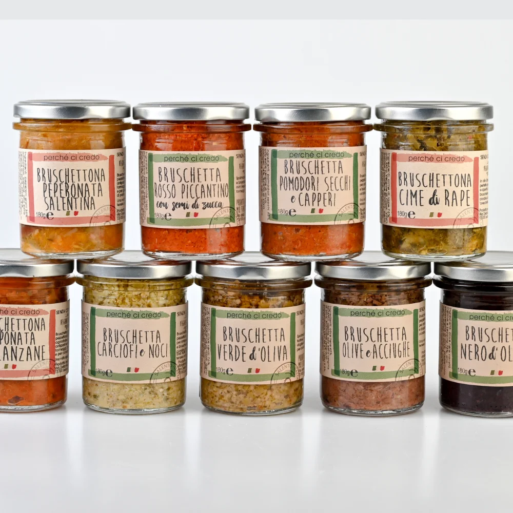 Italian High quality Black olive pesto. Handmade without preservatives. Spreadable, jar 180g