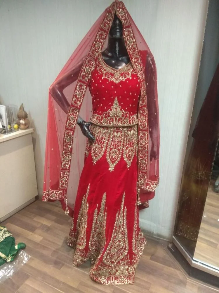 Bollywood Fashion Clothing ~ Bridal Bollywood Wear Outfit ~ Indian Wedding  Lehenga