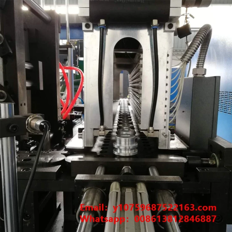 Automatic PET bottle one out two plastic blow molding machine molding machine can be customized