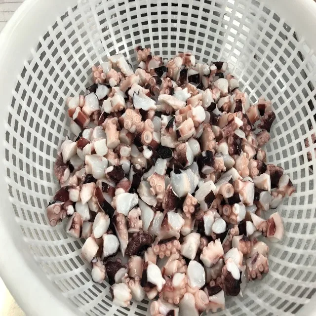 
FROZEN WHOLE CLEANED CUTTLEFISH IQF GOOD QUALITY 