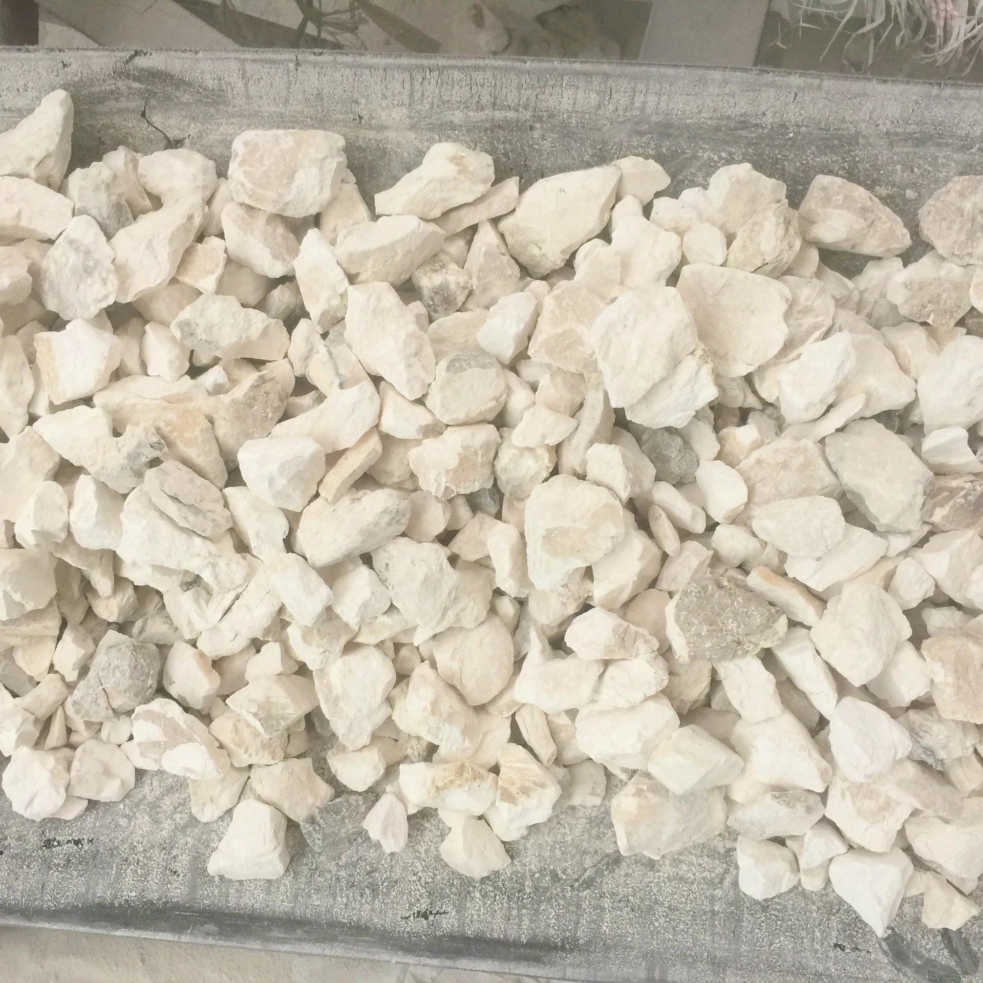 VIETNAM BEST RATE CALCIUM OXIDE CAO 90% MIN // HIGH QUALITY FOR STEEL MILLS