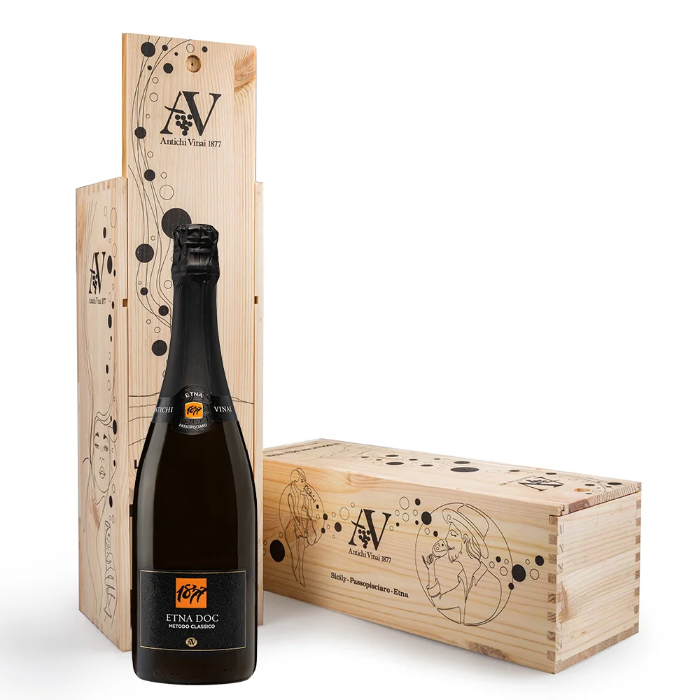 (On demand) Etna Sparkling Wine Magnum Wooden Gift Box - Nerello Mascalese in white 1,5 L Etna DOC Champenoise Method