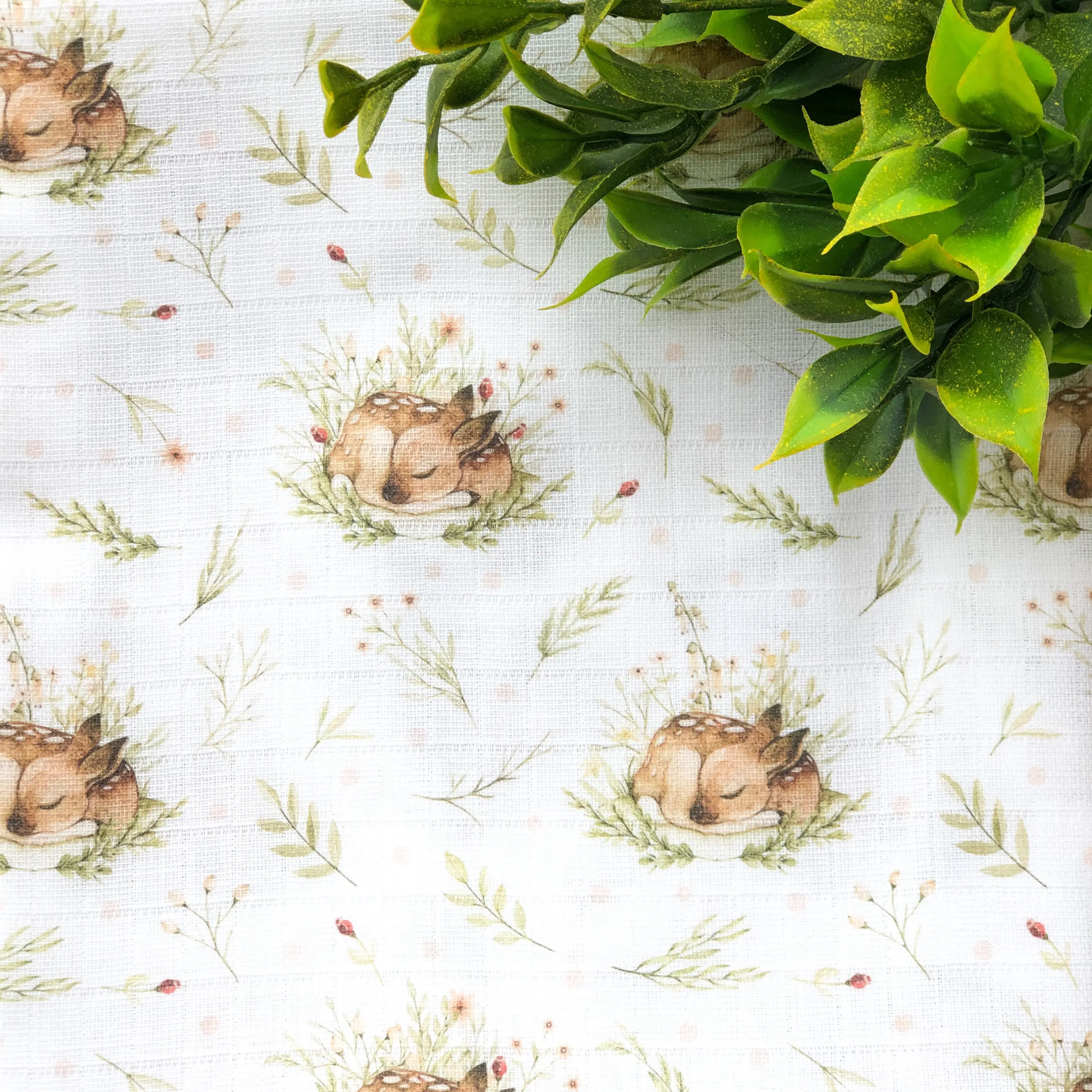 Lightweight Breathable 100% Cotton Density 95 g / sq.m Double-Layer Muslin Fabric Custom Service Digital Printing