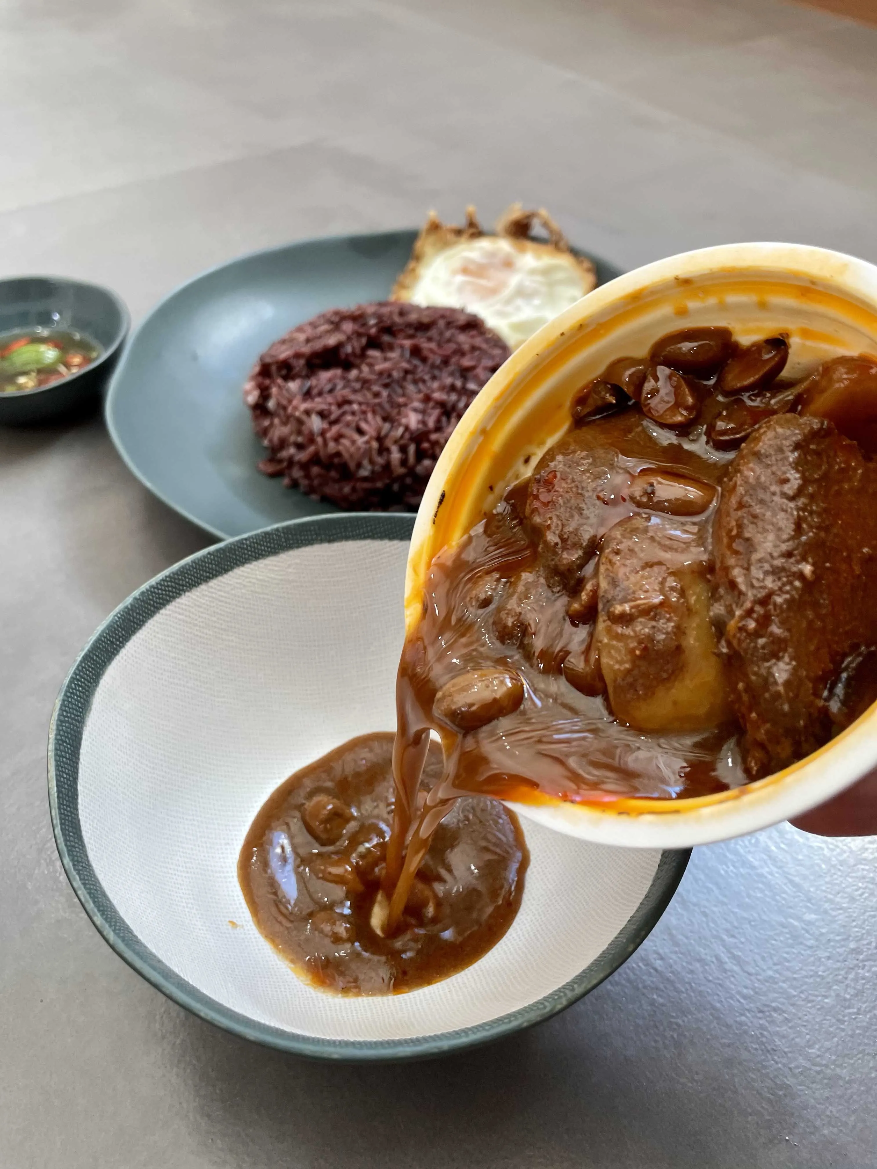 
ROSS - Ready to Eat : Chicken Masman Curry/ can be kept 1 year at room temperature / new normal food, / 100% sterilized 