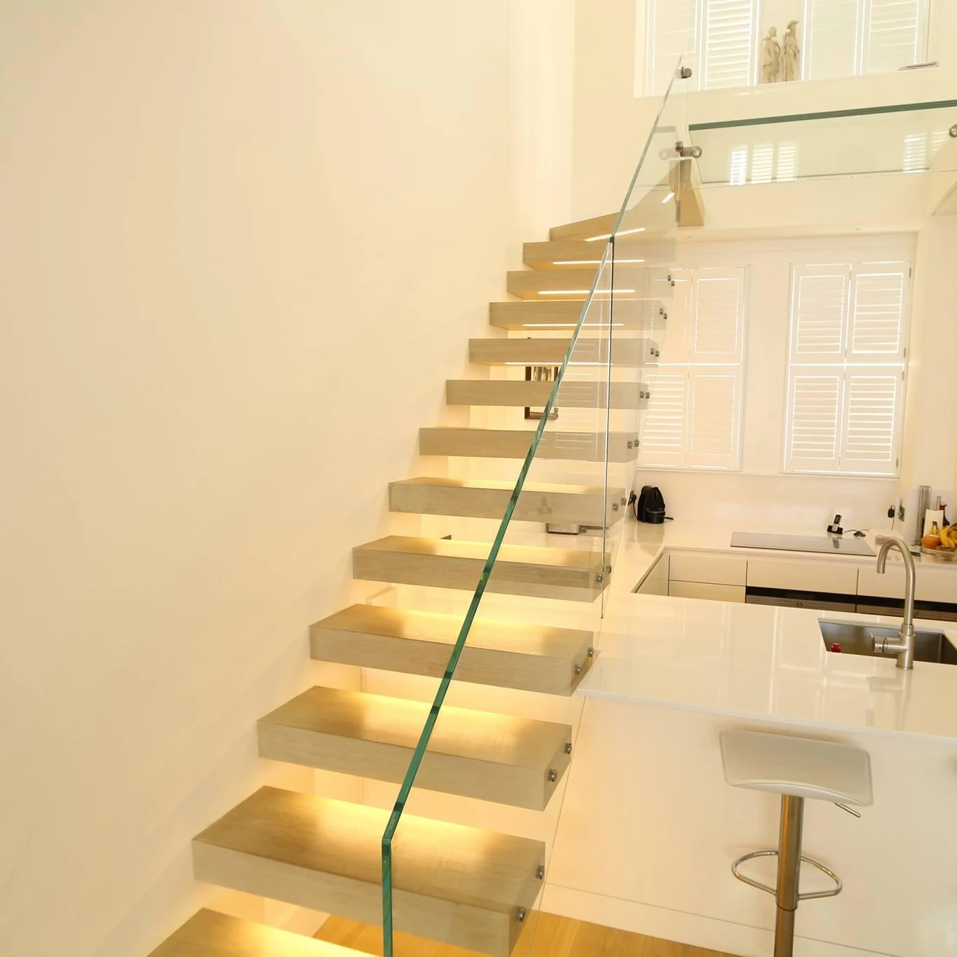 Interior Invisible Stringer Floating Stairs Oak Floating Staircase