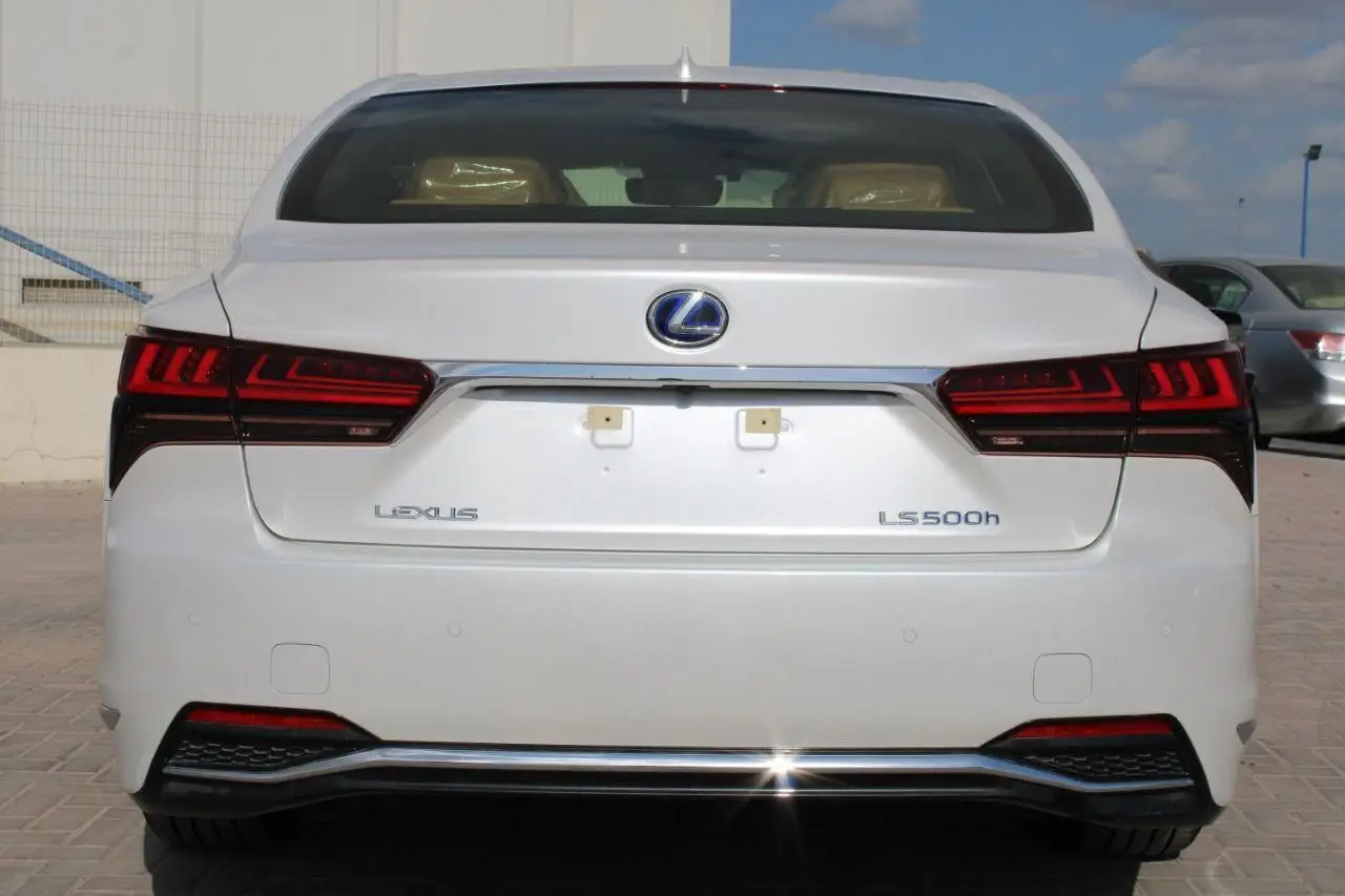 Лучший супер чистый достаточно б/у 2021 для леворульных автомобилей L-EX-USS LS500h 3.5L V6 TWIN TURBO полный вариант имеющихся в наличии продажи быстрая доставка
