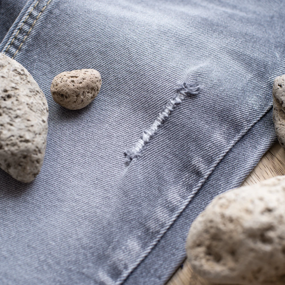 Бесплатный образец оптовая продажа мягкая на ощупь ткань из 100% полиэстера трикотажная атласная платье для сна