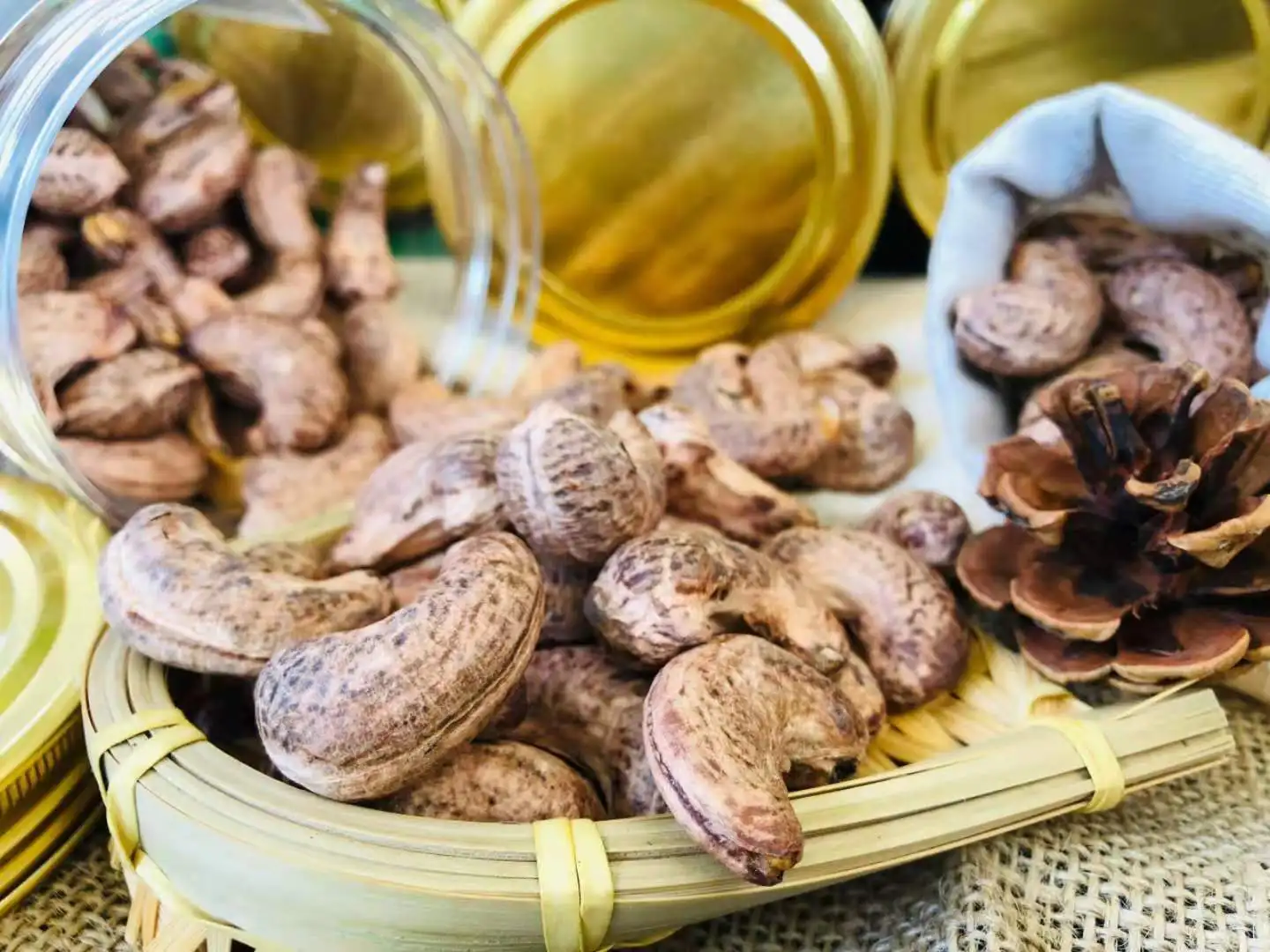 
hot sale 2021 roasted cashew A180 made in vietnam 500g/bOX 