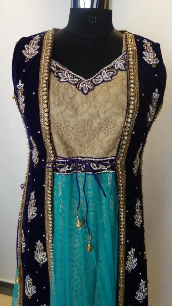 Indian Wedding Clothing / Exclusives Wedding Lehenga / Fashion Bridal Lengha