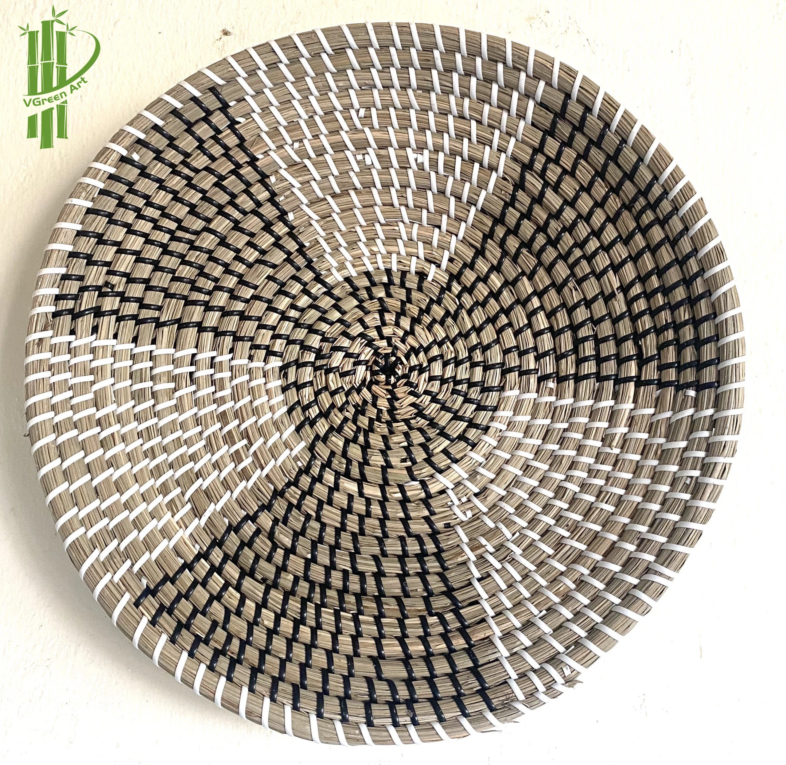 Wicker Wall Basket Decor Hanging Natural Woven Seagrass Flat Basket Round Boho Wall Basket Decor for Living