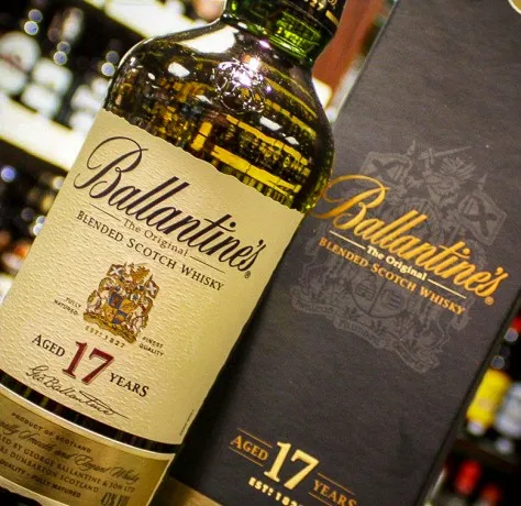 
Sweet Fruity Gently Spiced Scotch Whisky Wholesale Blended Malt Whisky Aged 17 Years with 40% Alcohol 