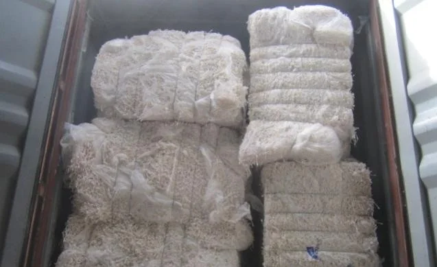 white tissue waste paper / Shredded Office paper scraps (SOP)  / waste white paper cutting