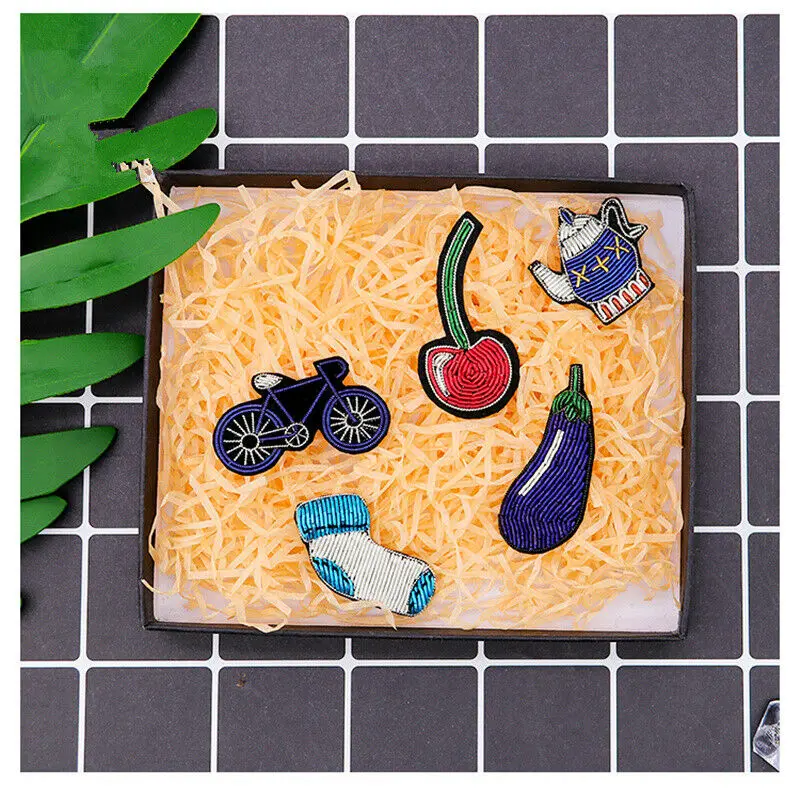 fashion animals cute bee brooches - hand embroidery bullion wire