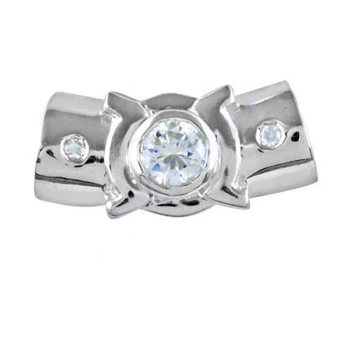 Natural Crystal Gemstone 925 Sterling Silver Pendant Round Shape With Cubic Zirconia White Zirconia Pendant For Buyers