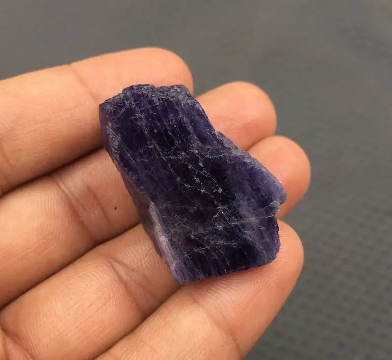 Top Quality 1 Piece Natural Blue Tanzanite Gemstone Untreated Specimen Rough Beautiful Raw Stone Wholesale