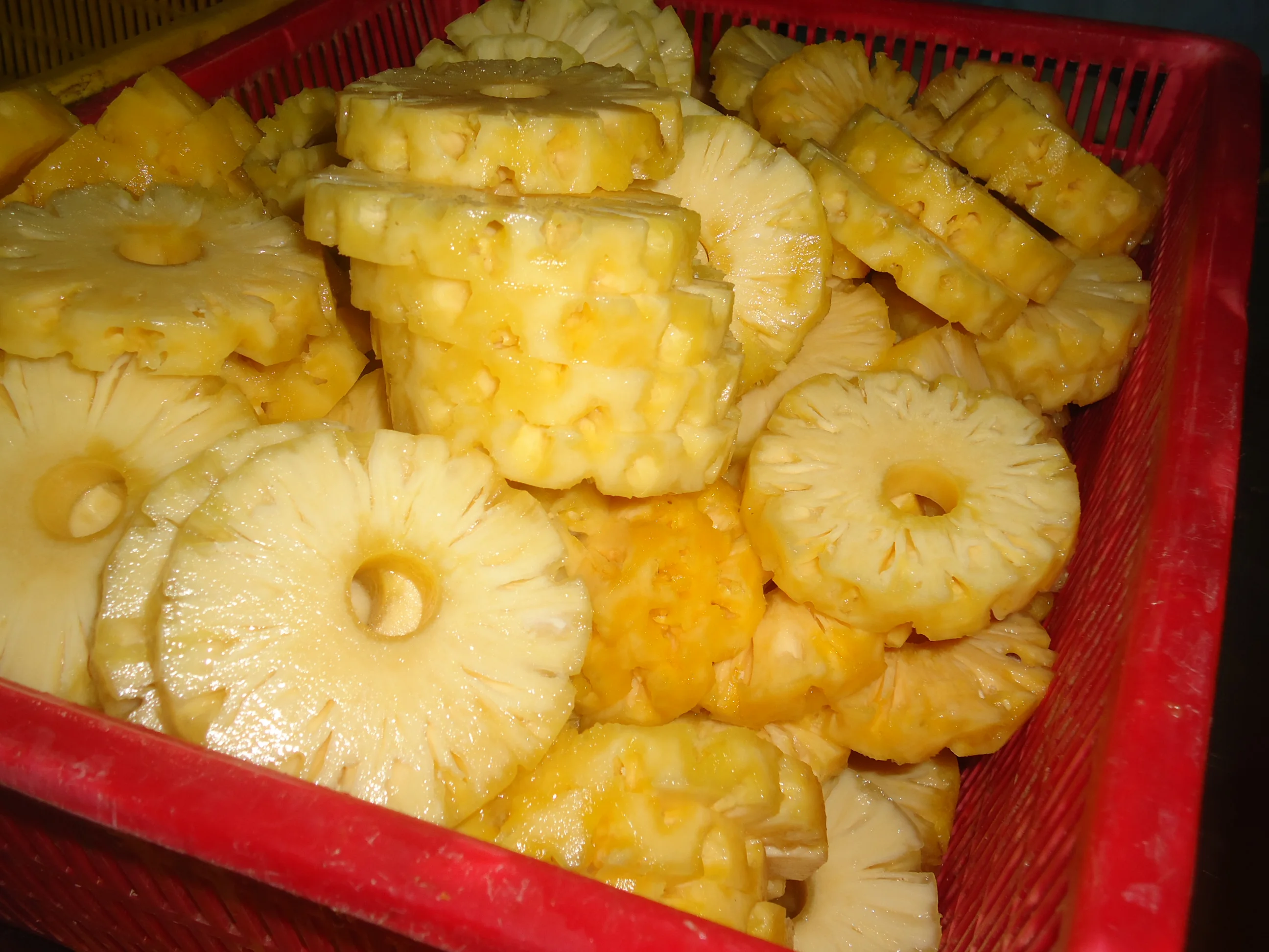 Консервированные нарезанные кусочки Ананаса в легком сиропе/Королева Виктория/Лучшая цена/Ms Laura