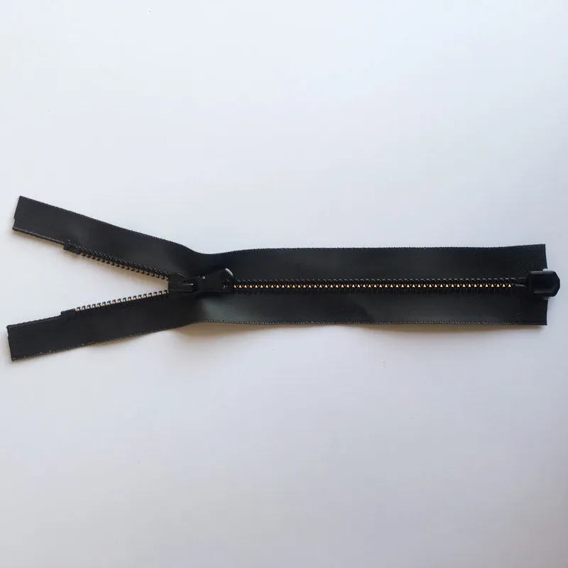 The latest plastic golden point teeth tape two way open end triangle teeth resin zipper