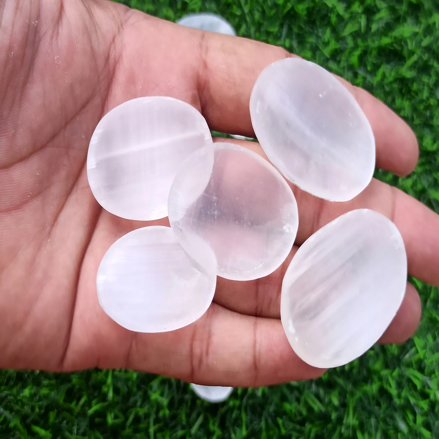 Natural Crystal Wholesale Gemstones Selenite WorryStone Thumb Stone Oval Beautiful Super Quality