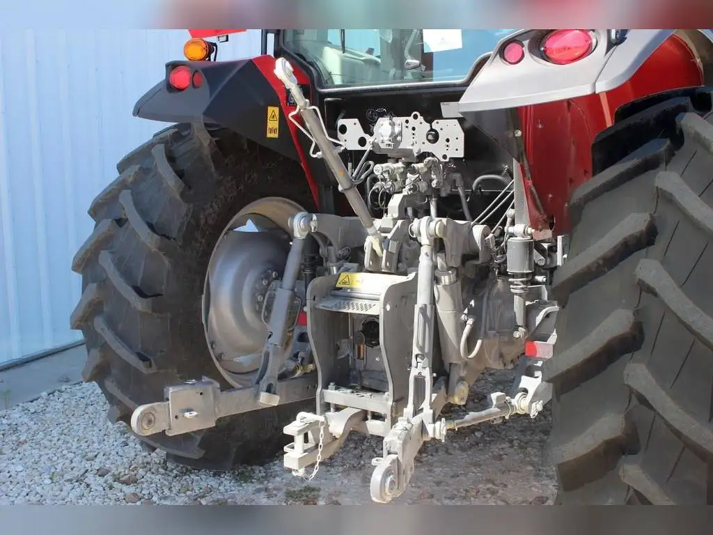  Доступный трактор Massey Ferguson 5700 серии 5711 Dyna 4 на